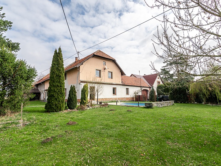 Prodej činžovního domu 218 m² - foto 3