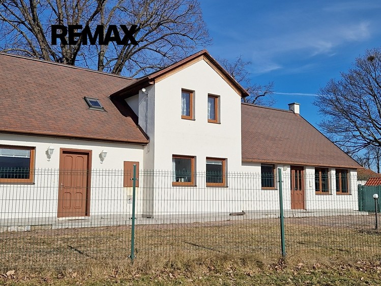 Prodej ubytovacího zařízení 260 m² - foto 1