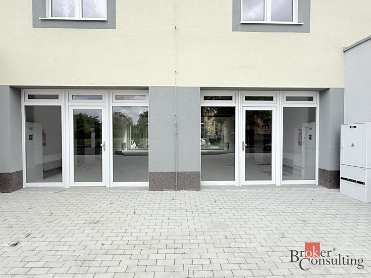 Prodej obchodního prostoru 62 m² - foto 7