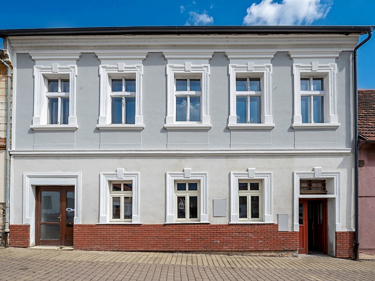 Prodej činžovního domu 240 m² - foto 2