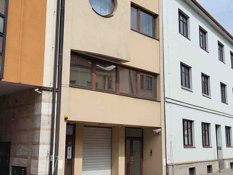 Prodej kanceláře 1 111 m² - foto 3