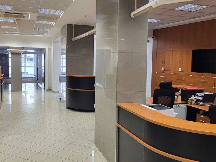Prodej kanceláře 1 111 m² - foto 4