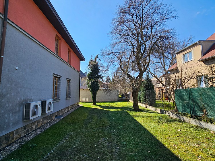 Prodej kanceláře 336 m² - foto 3