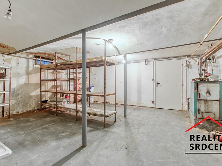 Prodej komerční nemovitosti 600 m² - foto 7