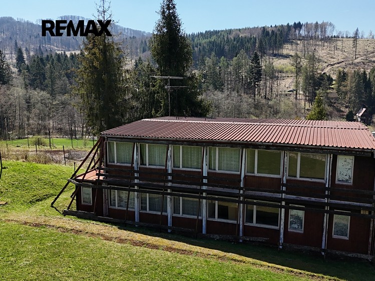 Prodej ubytovacího zařízení 220 m² - foto 1