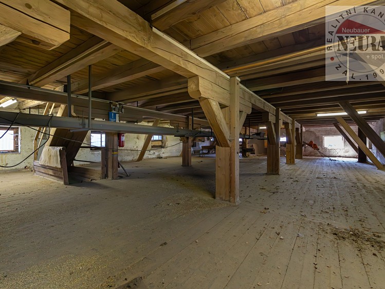 Prodej zemědělského objektu 25 561 m² - foto 6