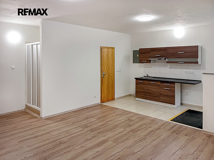 Prodej komerční nemovitosti 37 m² - foto 3