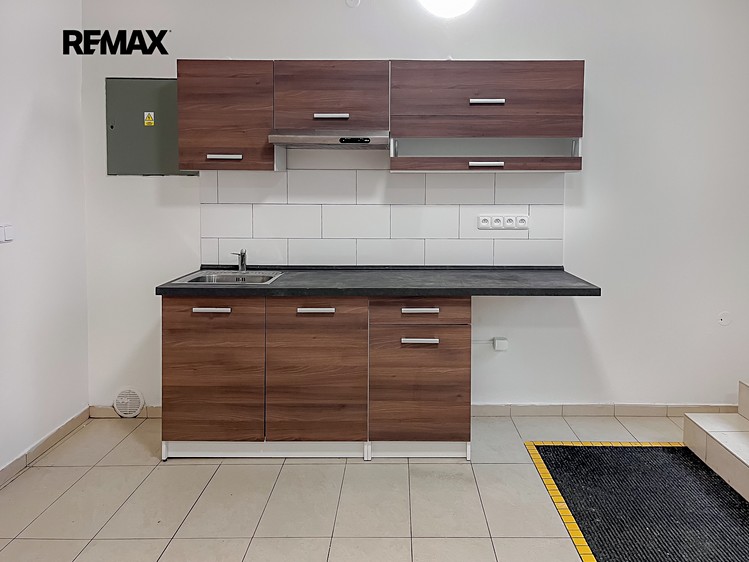 Prodej komerční nemovitosti 37 m² - foto 7