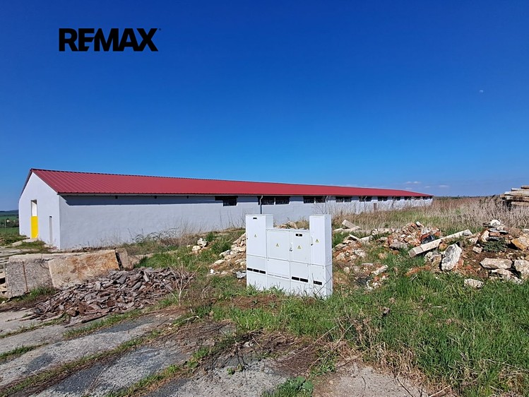 Prodej výrobní haly, prostoru 3 690 m² - foto 4