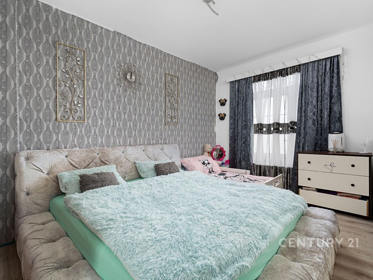 Prodej činžovního domu 300 m² - foto 2