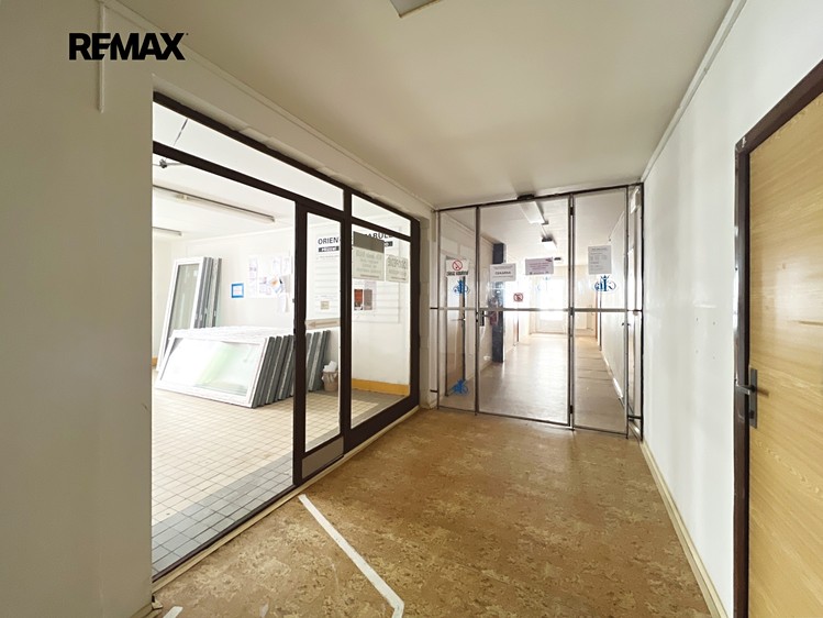 Prodej činžovního domu 1 800 m² - foto 7