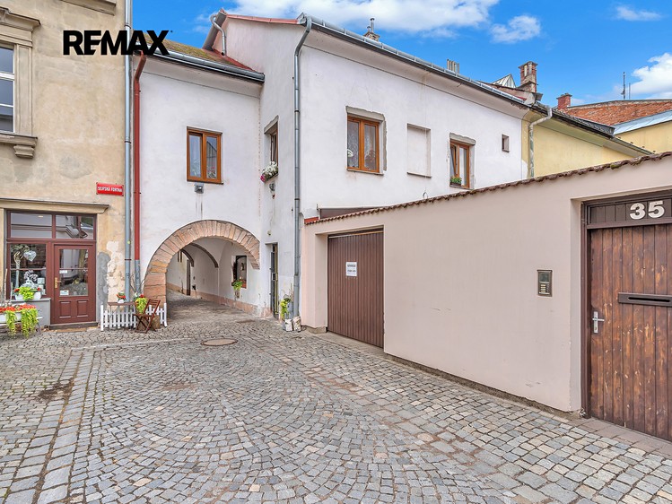 Prodej činžovního domu 420 m² - foto 1