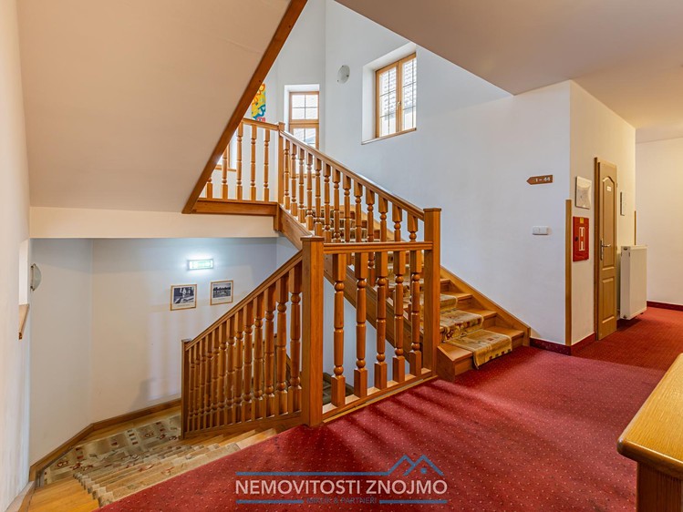Prodej činžovního domu 911 m² - foto 5