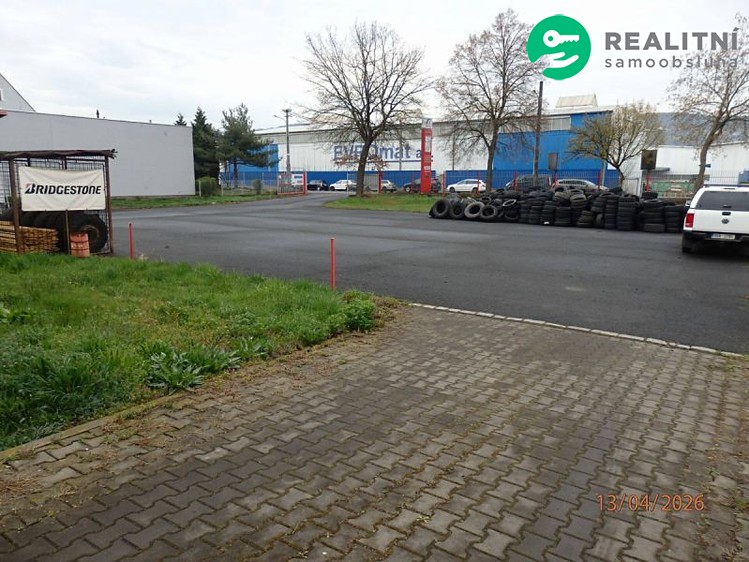Prodej komerční nemovitosti 1 012 m² - foto 6