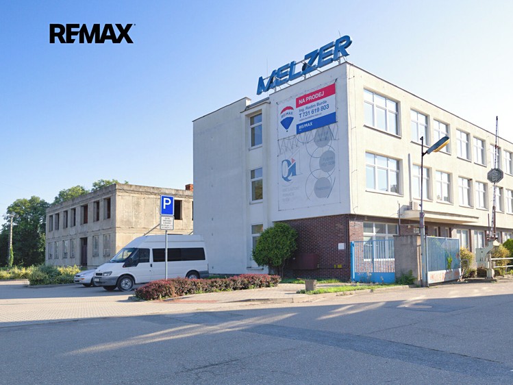 Prodej kanceláře 1 280 m² - foto 3