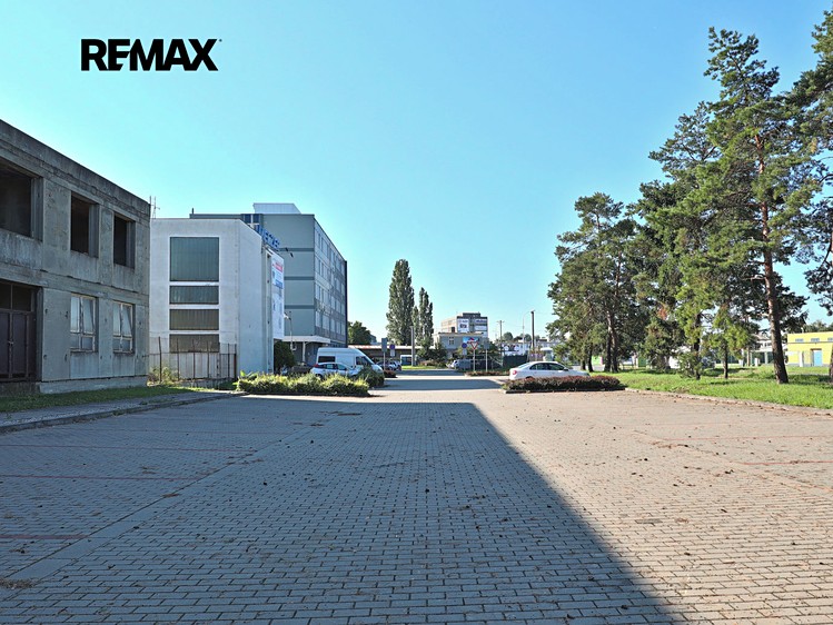 Prodej kanceláře 1 280 m² - foto 6