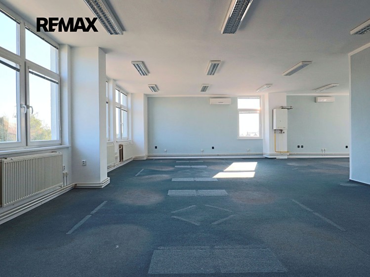 Prodej kanceláře 1 280 m² - foto 7