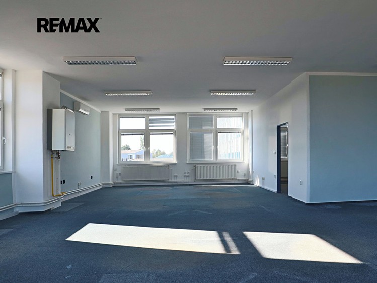 Prodej kanceláře 1 280 m² - foto 8