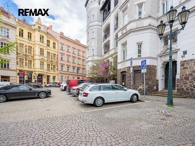 Prodej obchodního prostoru 87 m² - foto 7