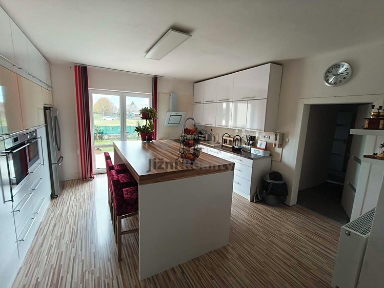 Prodej činžovního domu 450 m² - foto 5
