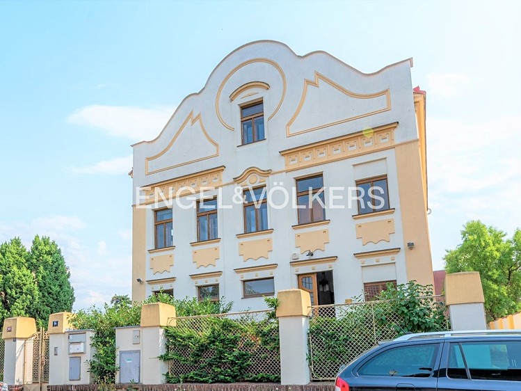 Prodej ordinace 374 m² - foto 1
