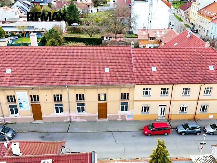 Prodej činžovního domu 1 880 m² - foto 3