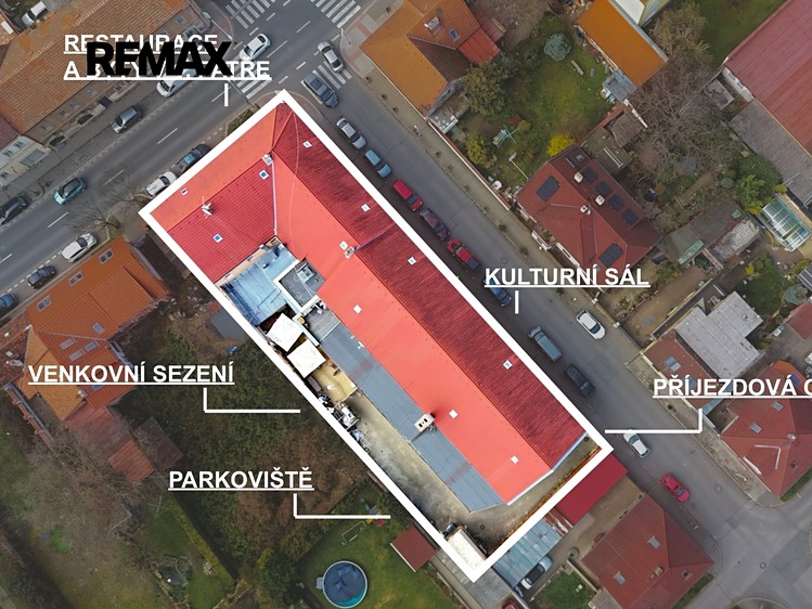 Prodej činžovního domu 1 880 m² - foto 2