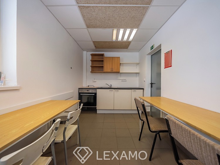 Prodej zemědělského objektu 900 m² - foto 5