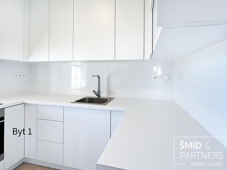 Prodej komerční nemovitosti 390 m² - foto 7