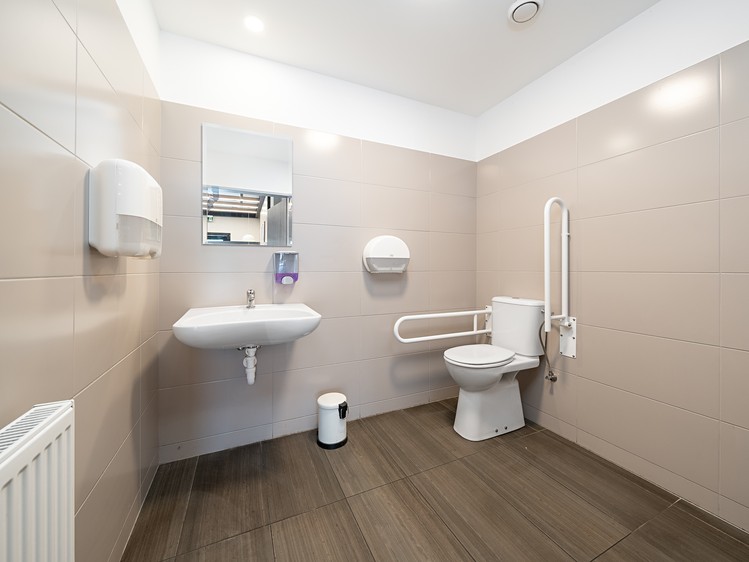 Prodej obchodního prostoru 73 m² - foto 7