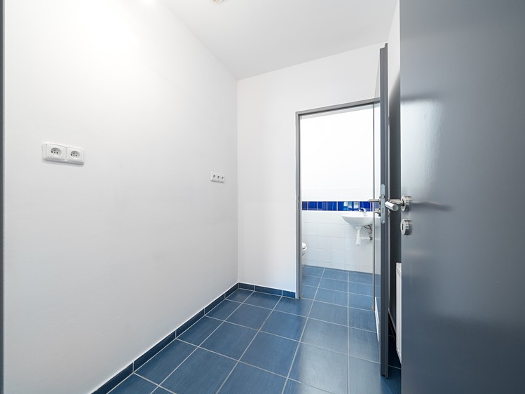 Prodej obchodního prostoru 73 m² - foto 5