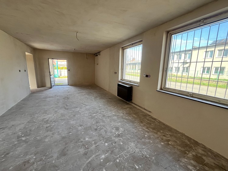 Prodej komerční nemovitosti 77 m² - foto 4