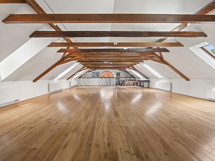 Prodej komerční nemovitosti 470 m² - foto 4