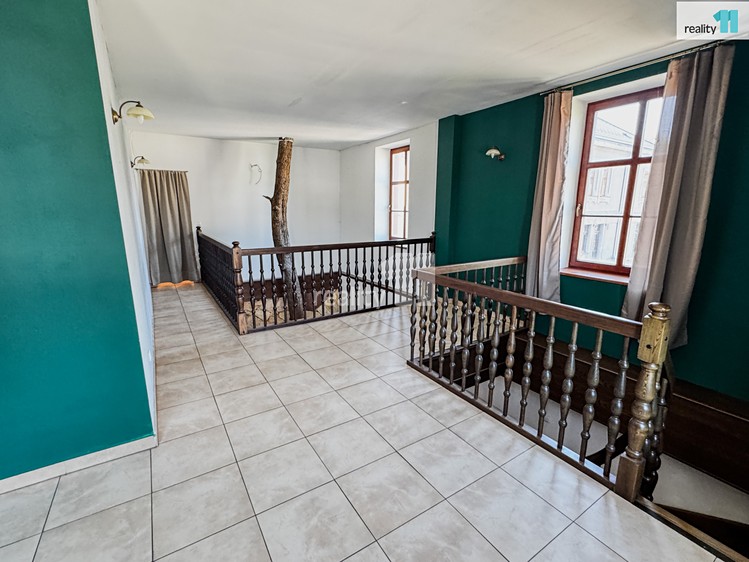 Prodej komerční nemovitosti 541 m² - foto 2