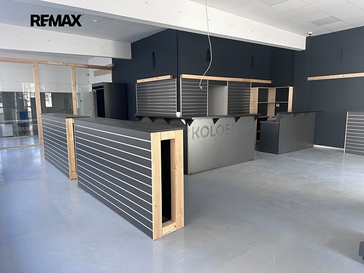 Pronájem obchodního prostoru 214 m² - foto 8