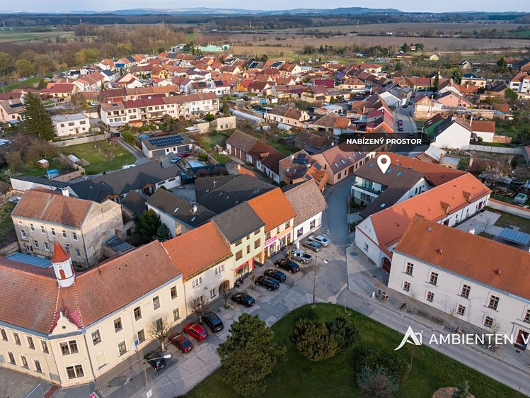 Pronájem obchodního prostoru 135 m² - foto 2