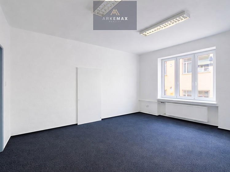 Pronájem kanceláře 23 m² - foto 1
