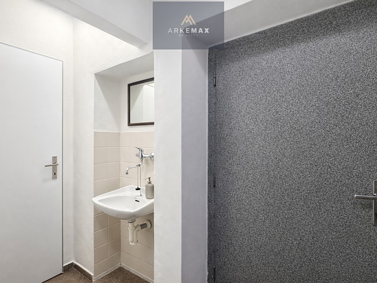 Pronájem kanceláře 23 m² - foto 6