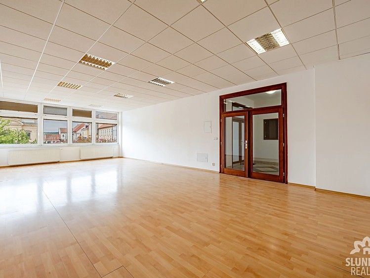 Pronájem obchodního prostoru 72 m² - foto 3