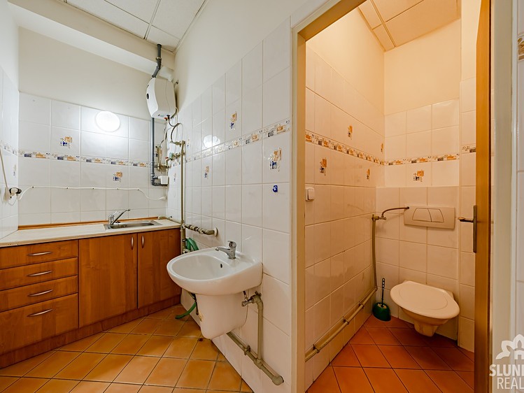 Pronájem obchodního prostoru 72 m² - foto 7