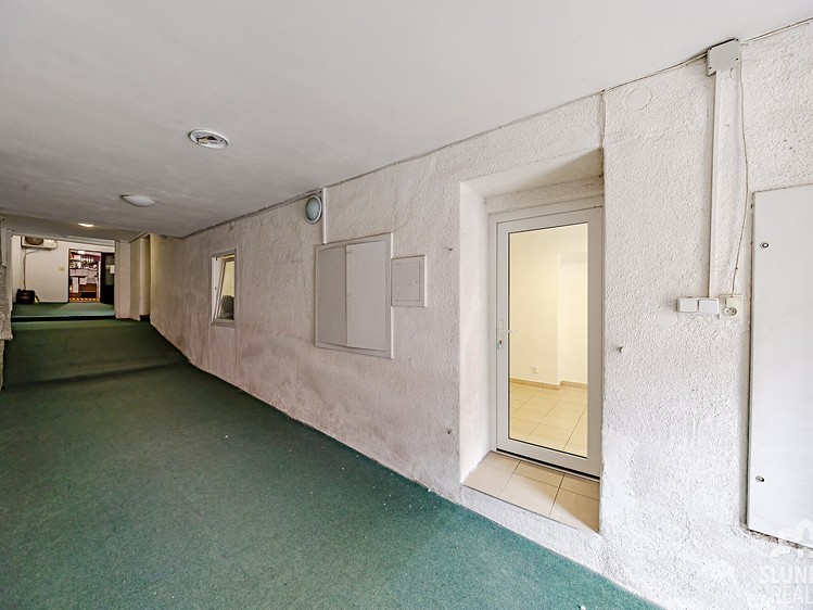 Pronájem obchodního prostoru 21 m² - foto 6