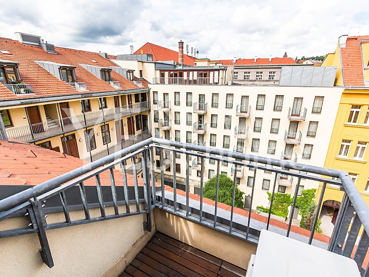Pronájem kanceláře 168 m² - foto 5