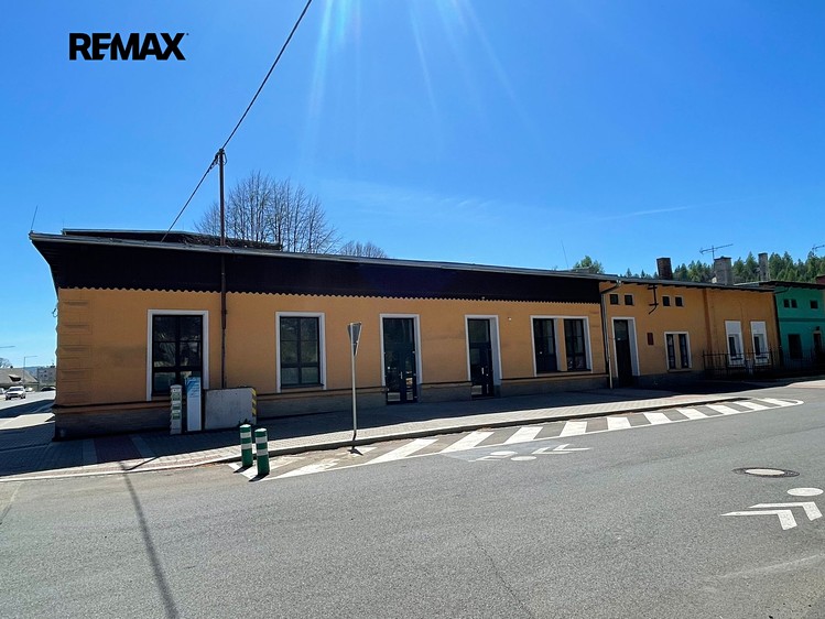 Pronájem obchodního prostoru 356 m² - foto 2