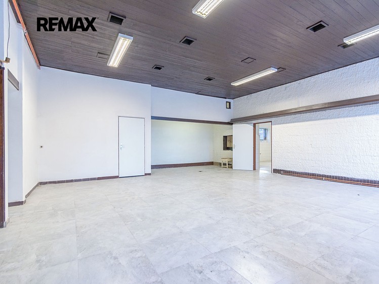 Pronájem obchodního prostoru 356 m² - foto 4