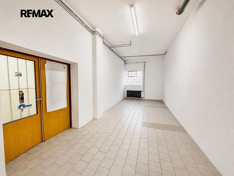 Pronájem obchodního prostoru 60 m² - foto 4