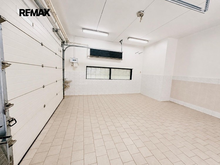 Pronájem obchodního prostoru 60 m² - foto 3