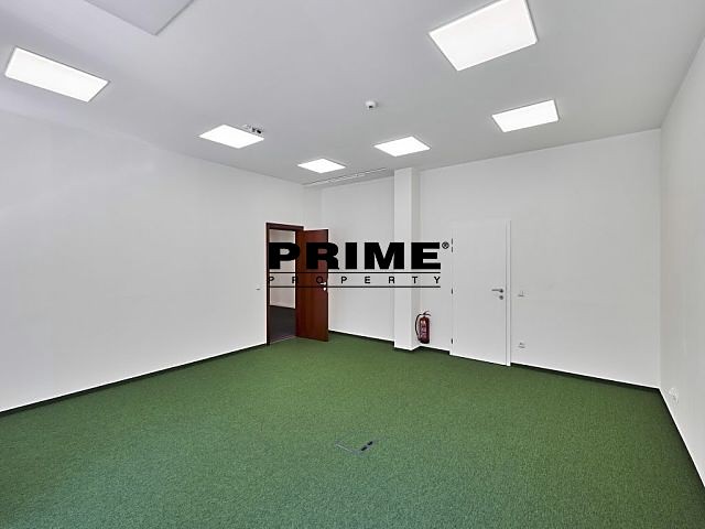 Pronájem kanceláře 37 m² - foto 3