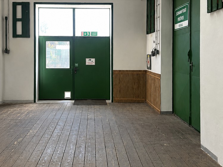 Pronájem obchodního prostoru 107 m² - foto 3