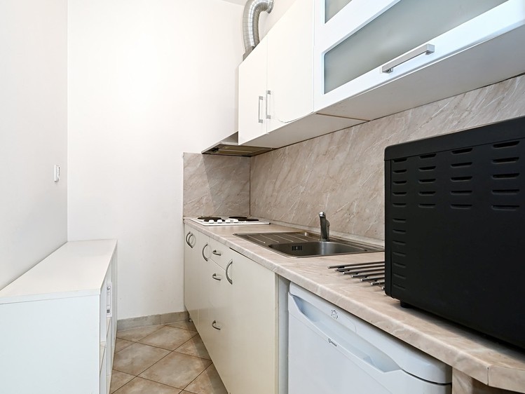 Pronájem kanceláře 35 m² - foto 4
