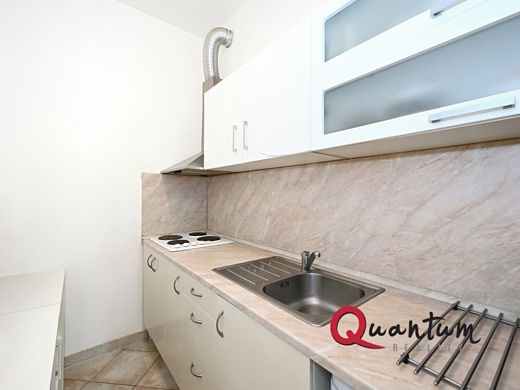 Pronájem kanceláře 35 m² - foto 3
